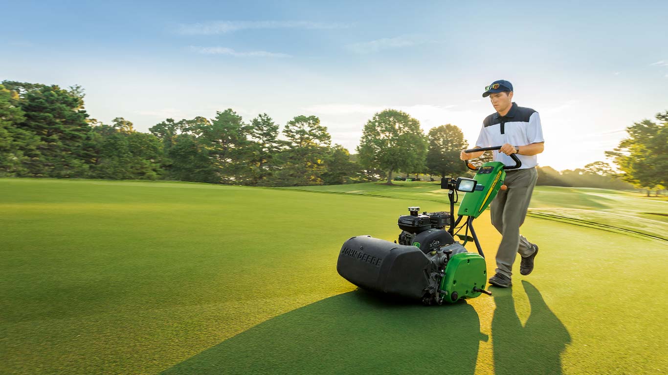 220 E-Cut Hybrid, lauks, golfa laukums, stumjamie un braucamie zāliena pļāvēji, golfs un sports