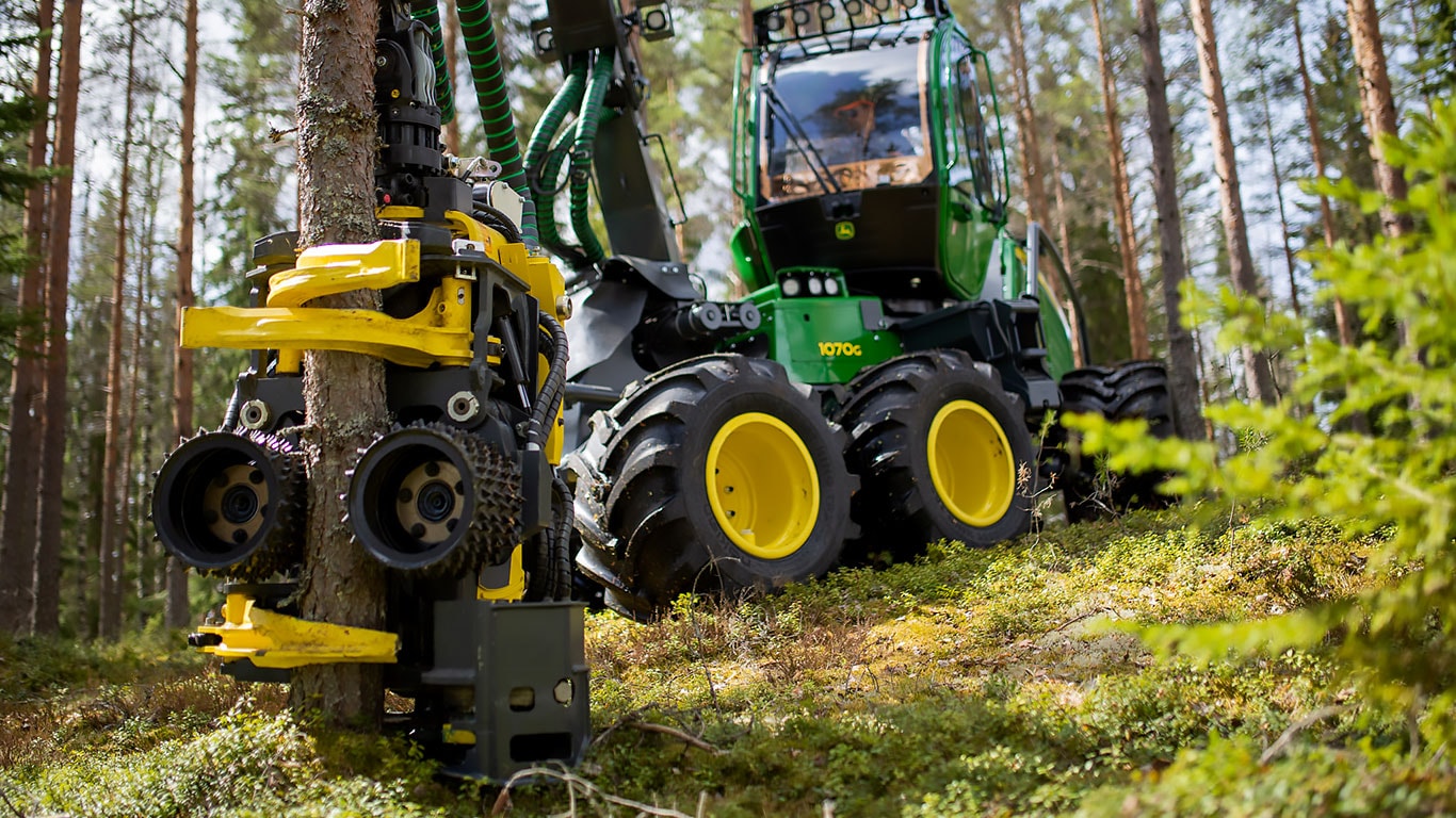 John Deere 1070G ar H212