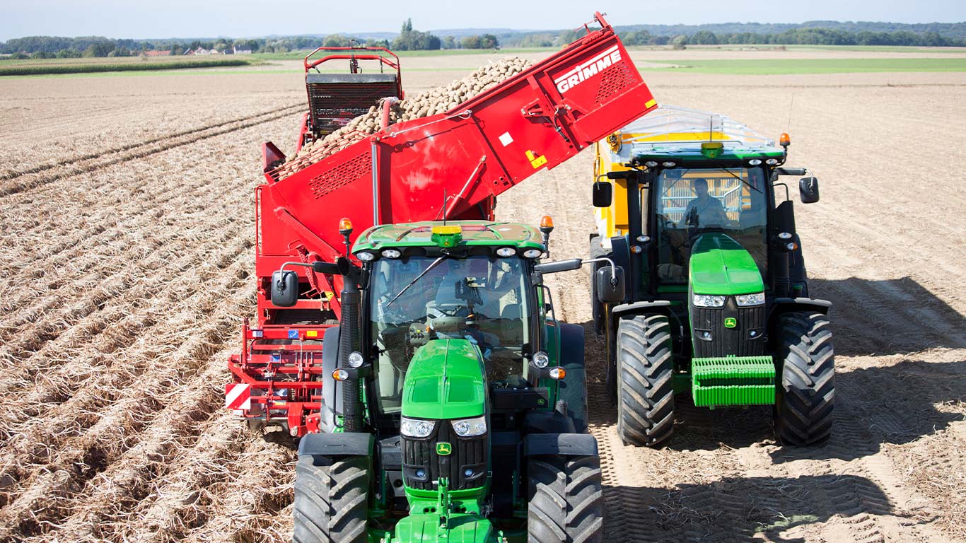 Traktors vada traktoru