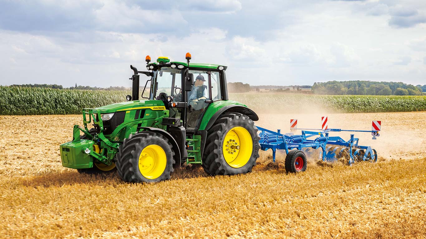 6M 4 cilindru traktors